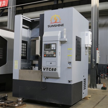 600 के अधिकतम टर्निंग व्यास के साथ सीएनसी वर्टिकल खराद